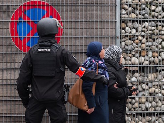 Brussels police conduct more raids
