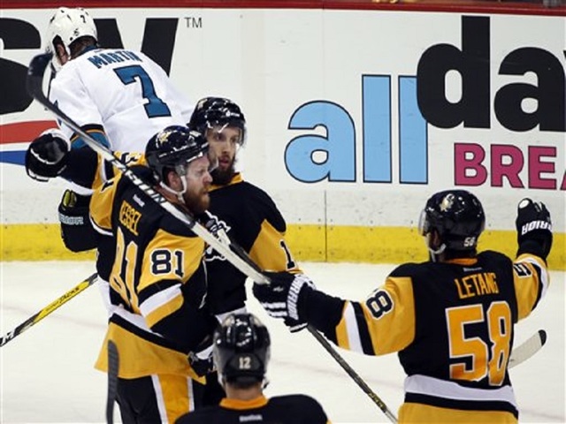 Game 1: Penguins edge Sharks 3-2 in Stanley Cup