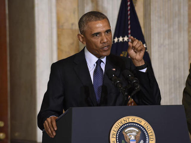 Obama meets with law enforcement officials, Black Lives Matter leaders