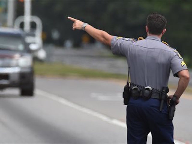 TPD to direct travel at Broadway and Swan to allow installation of new traffic signals