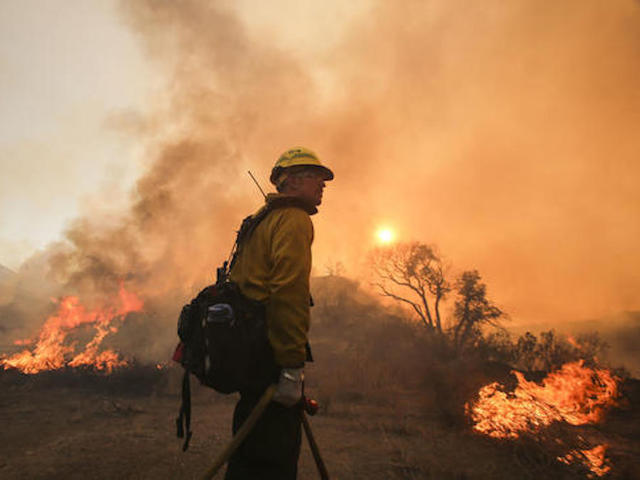 Thousands chased from homes as winds revive California wildfires