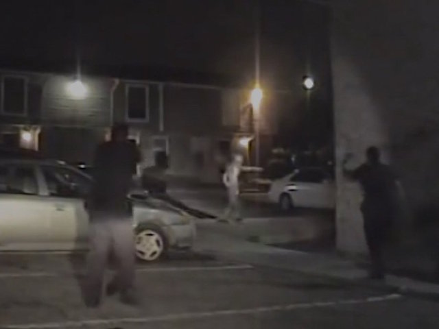 Dashcam video appears to show Fort Worth cop shooting man in the back
