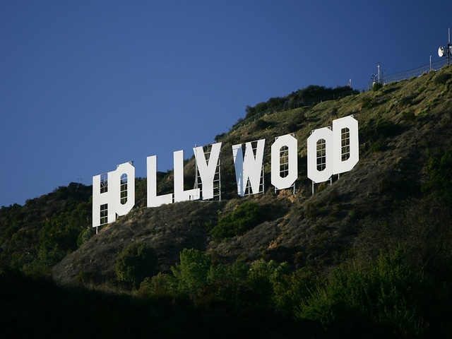 Vandalized Hollywood sign now reads 'Hollyweed'