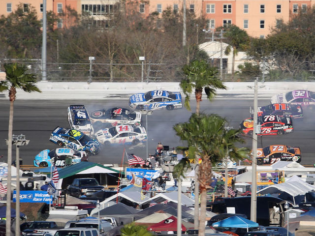 Daytona 500 crowns 2017 champion as top stars crash before finish