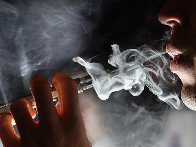 E-cig explodes in Hawaiian man's mouth, knocks out man's teeth